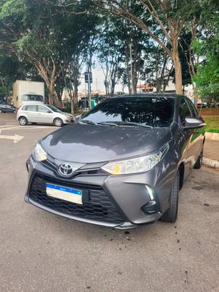 TOYOTA YARIS 1.5 16V FLEX XL MULTIDRIVE TOYOTA YARIS 1.5 16V FLEX XL MULTIDRIVE